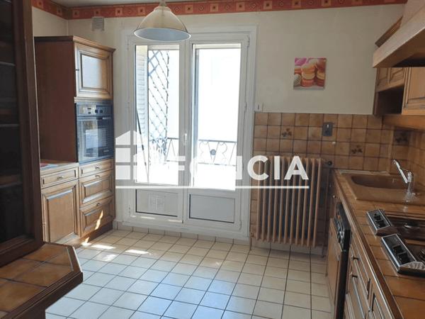 Location Appartement meublé 2 pièces 54.06 m² - 35 AVENUE M.BERTHELOT Grenoble 38100