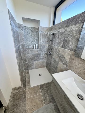 Villa contemporaine 203 m2 avec piscine et garage