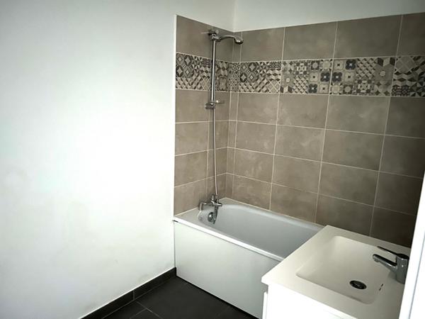 Appartement Neuilly Sur Marne 3 pièce(s) 68.50 m2