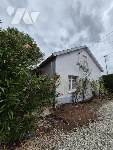 A DEUX PAS DU BOURG DE SSSL 