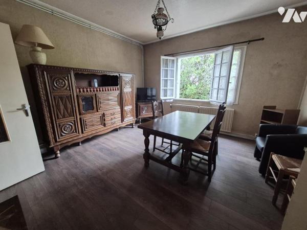 A DEUX PAS DU BOURG DE SSSL 