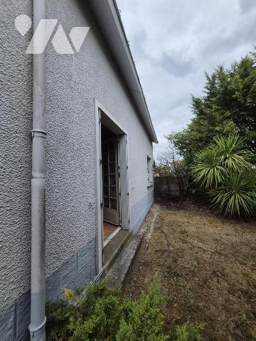 A DEUX PAS DU BOURG DE SSSL 