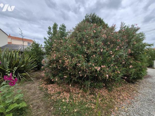 A DEUX PAS DU BOURG DE SSSL 