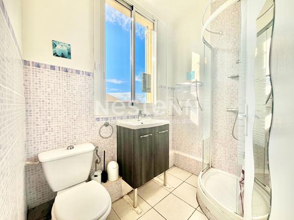 A saisir rapidement : idéal investisseur : studio 21 m² hyper centre - 50 mètres du vieux port