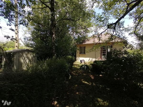 Etude de BRUZ - en sortie d'agglomération à 800 m du centre-ville - maison indépendante à rénov...