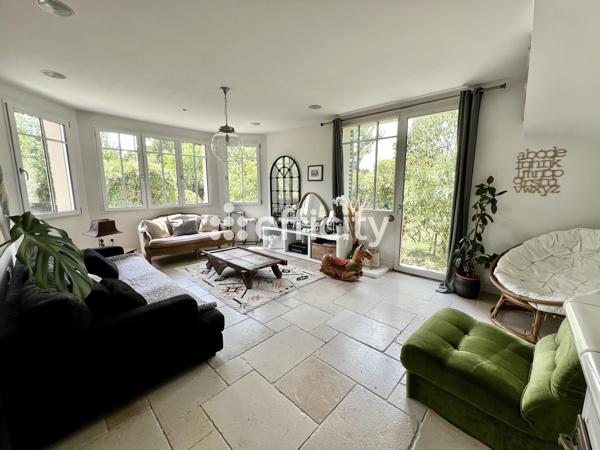 Maison 6 pièces - 146 m² Exclusivité efficity