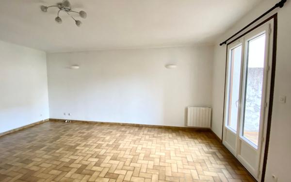 Appartement à louer    2 pièces • 49,92 m2 Mandres-les-Roses