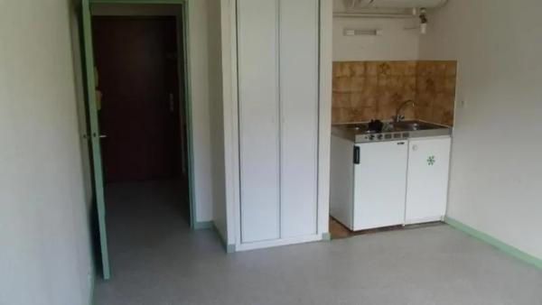 Appartement à louer 1 pièce 18.87m²