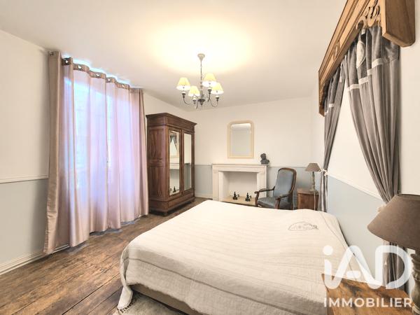 Maison à vendre 13 pièces 300 m² La Chapelle-aux-Saints