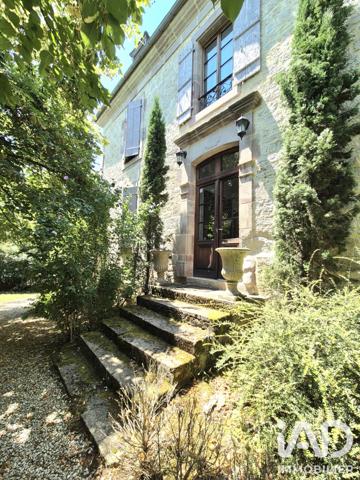 Maison à vendre 13 pièces 300 m² La Chapelle-aux-Saints
