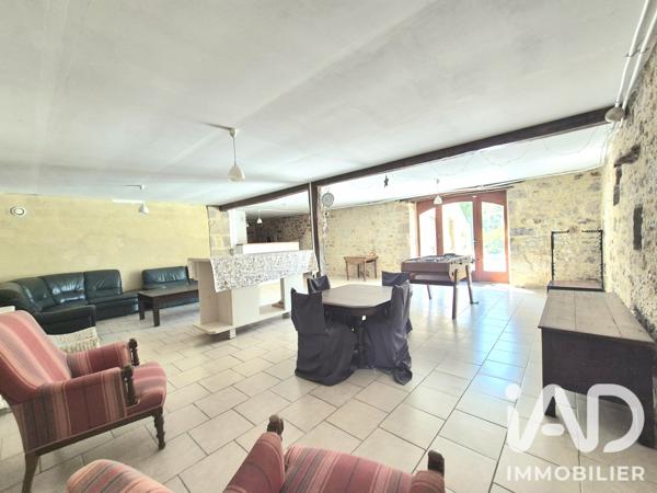 Maison à vendre 13 pièces 300 m² La Chapelle-aux-Saints