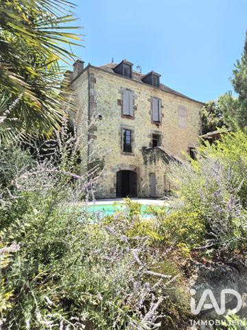 Maison à vendre 13 pièces 300 m² La Chapelle-aux-Saints
