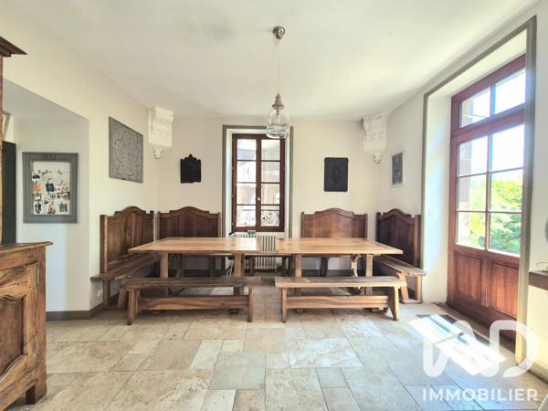 Maison à vendre 13 pièces 300 m² La Chapelle-aux-Saints