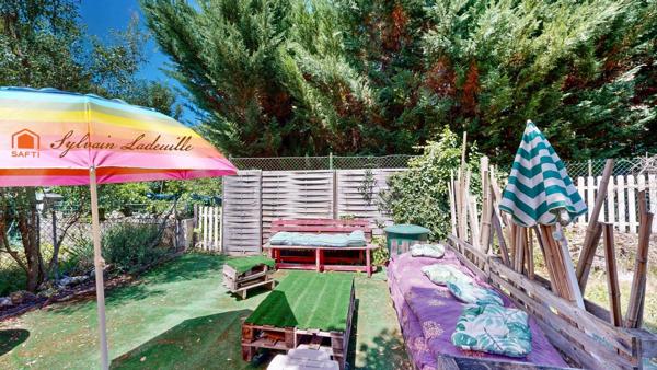 Coup de cœur au Bugue : bâtisse de 330 m² avec jardin !