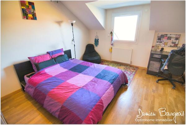 Superbe appartement en attique T6 en duplex de 155 m² avec terrasse panoramique, vue Mont-Blanc, 2 garages fermés et cave