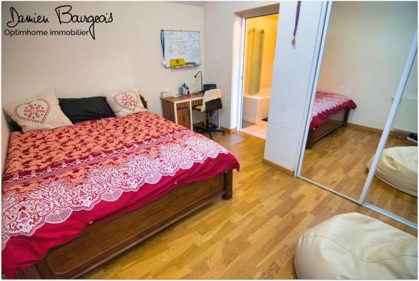 Superbe appartement en attique T6 en duplex de 155 m² avec terrasse panoramique, vue Mont-Blanc, 2 garages fermés et cave