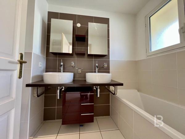 Exceptionnel au coeur d'Antibes 4 pièces avec vue mer