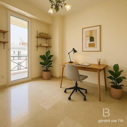 Exceptionnel au coeur d'Antibes 4 pièces avec vue mer