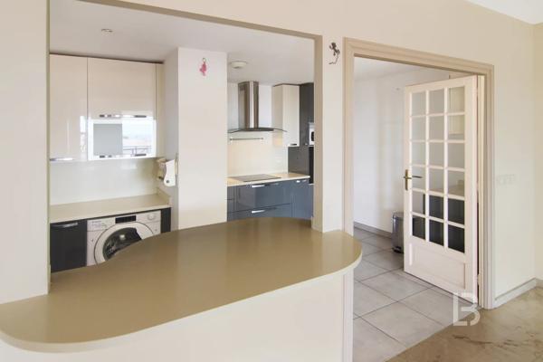 Exceptionnel au coeur d'Antibes 4 pièces avec vue mer