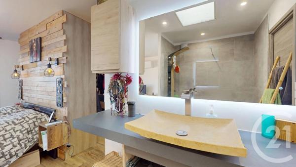 Maison à vendre  9 pièces - 340 m 2   GIGNAC  - 34