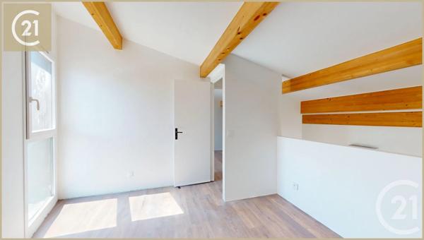 Maison à vendre  9 pièces - 340 m 2   GIGNAC  - 34