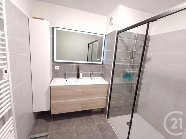 Appartement T3 à vendre  3 pièces - 66,56 m 2   LUC LA PRIMAUBE  - 12