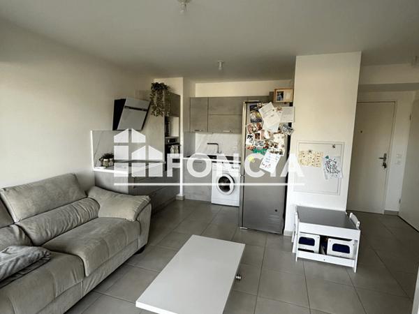 Location Appartement 2 pièces 39.5 m² - 12 AVENUE MERLEAU PONTY Marseille 13013
