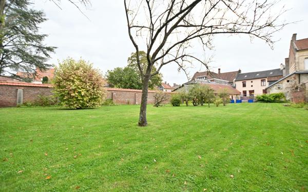Maison à vendre    6 pièces • 184,86 m2 Auxi-le-Château