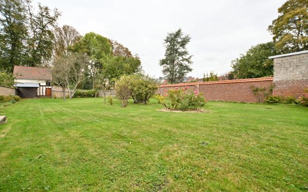 Maison à vendre    6 pièces • 184,86 m2 Auxi-le-Château