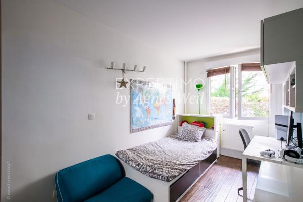 Nanterre (92000) NANTERRE - CENTRE-VILLE - APPARTEMENT FAMILIAL CHALEUREUX AVEC 3 CHAMBRES