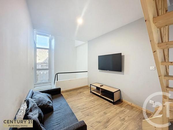 Immeuble à vendre  131 m 2   ST GAUDENS  - 31