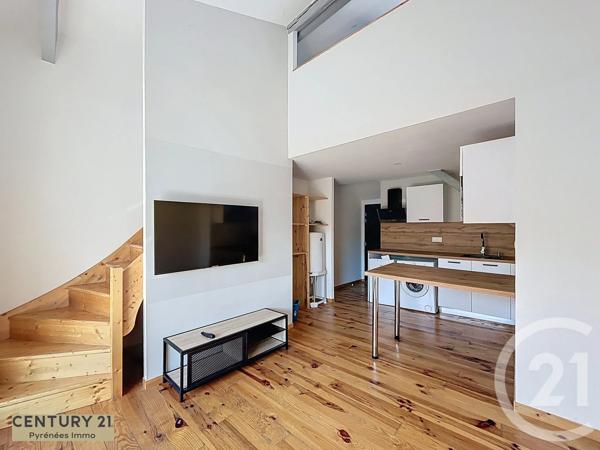 Immeuble à vendre  131 m 2   ST GAUDENS  - 31