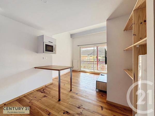 Immeuble à vendre  131 m 2   ST GAUDENS  - 31