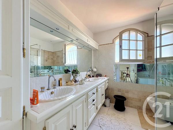 Maison à vendre  5 pièces - 246,30 m 2   LE GRAU D AGDE  - 34