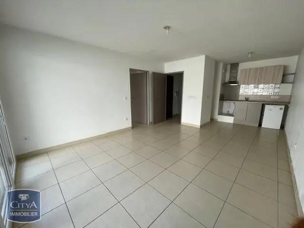 Appartement à louer 2 pièces 44.12m² Béziers (34500)