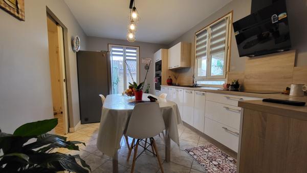 Port-de-Bouc (13110) VILLA 6 PIECES 145M2 AVEC GARAGE SUR 530M2 DE TERRAIN