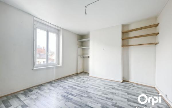 Maison à vendre    5 pièces •  Mouy