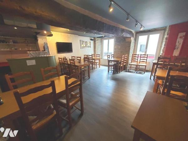 1292N- CHERBOURG centre, immeuble mixte à usage de restaurant et appartement au-dessus