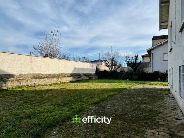 Maison 5 pièces - 140 m² Exclusivité efficity