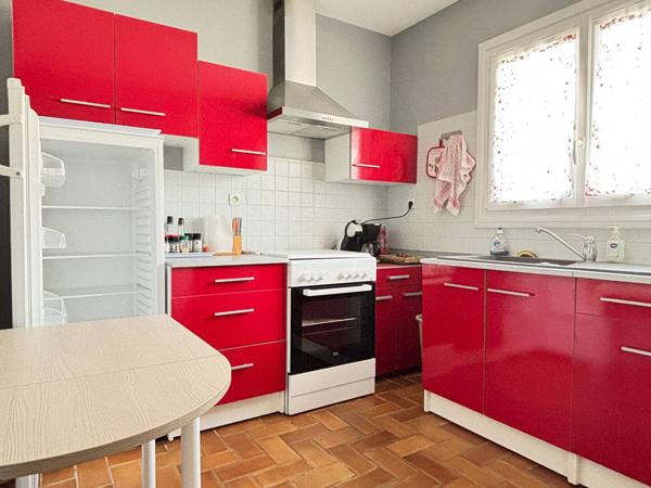 MAISON à SAINT PALAIS SUR MER