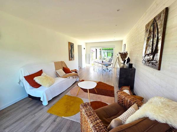 Maison familiale rénovée, piscine et vue sur la riviere