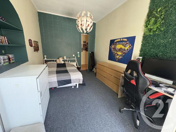 Maison à vendre  6 pièces - 162 m 2   PEZENAS  - 34