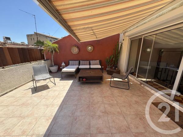 Maison à vendre  6 pièces - 162 m 2   PEZENAS  - 34