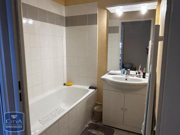 Appartement à louer 2 pièces 54.21m²