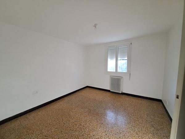 LIMOUX QUARTIER FLASSIAN APPARTEMENT T4