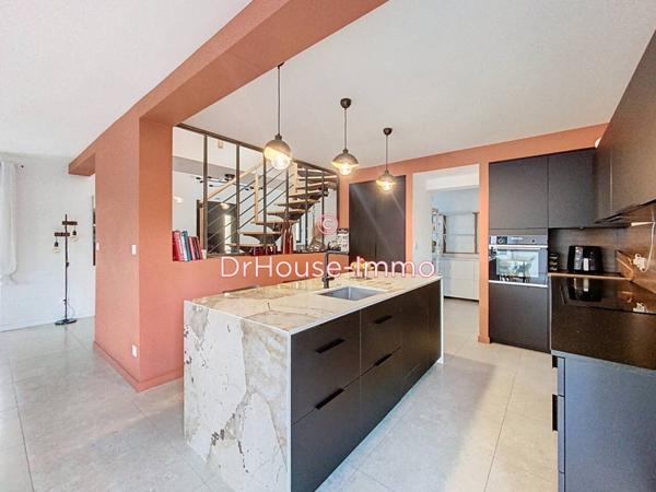 Maison à vendre 6 pièces de 153 m²