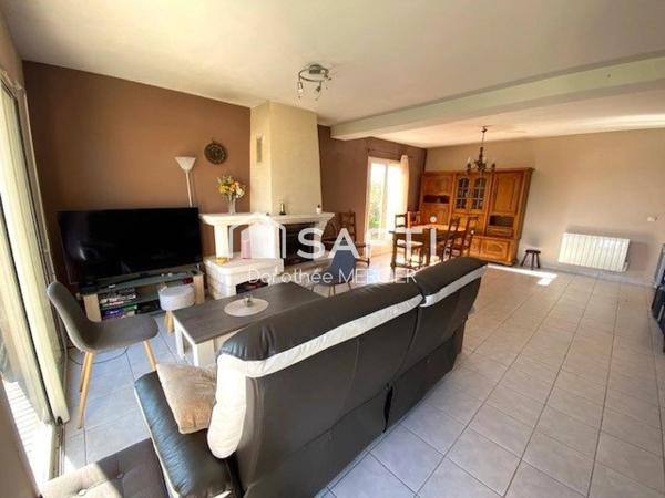 Maison familiale vivable de plain pied.