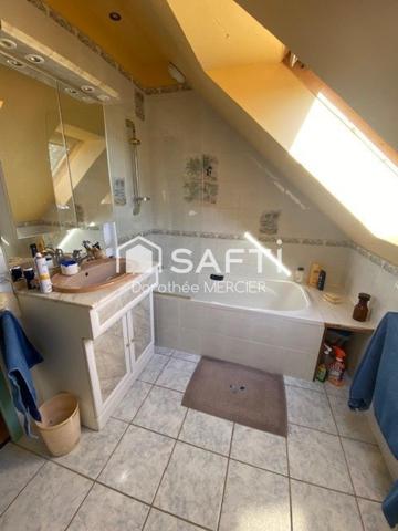 Maison familiale vivable de plain pied.