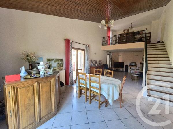 Maison à vendre  6 pièces - 193 m 2   CABESTANY  - 66