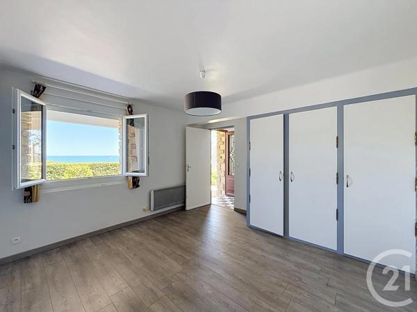 Maison à vendre  6 pièces - 128,50 m 2   SETE  - 34